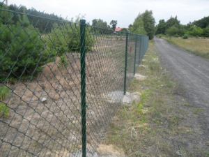 Sprzedaż detaliczna i hurtowa  siatki ogrodowej