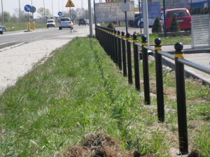 Sprzedaż detaliczna i hurtowa  słupków ogrodzeniowych
